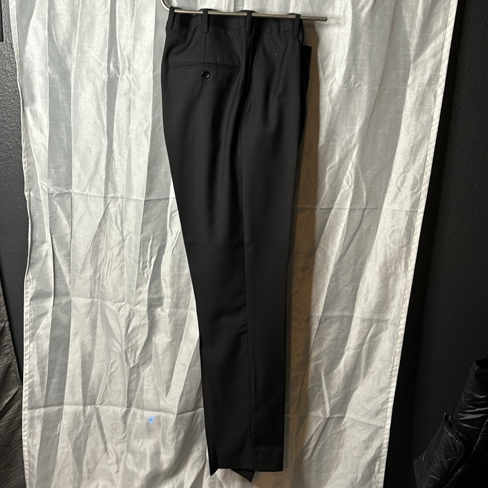 Cielo Slim Fit size 36/36 men’s slacks black like new Men’s